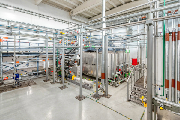 Industrial storage tanks and chemical drums for aliphatic solvents